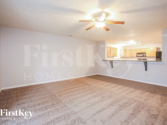 3rd image of 8460 Templederry Dr