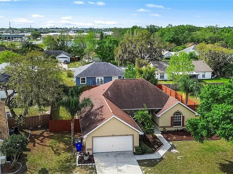 4806 Doc Dr — Photo 32