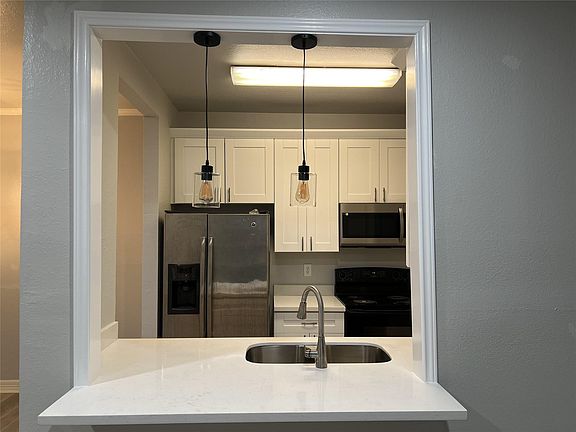 2nd image of 2001 Bering Dr APT 7H