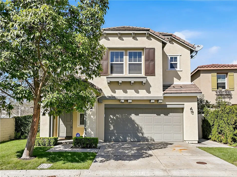 1044 Palmetto Way