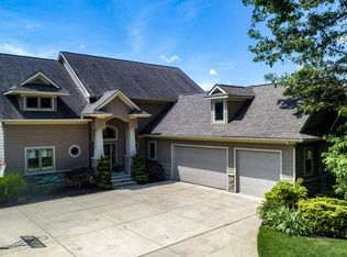 19410 Dorchester Ct, Bristol, IN 46507