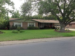 94 Palo Alto Dr, Brownsville, TX 78521