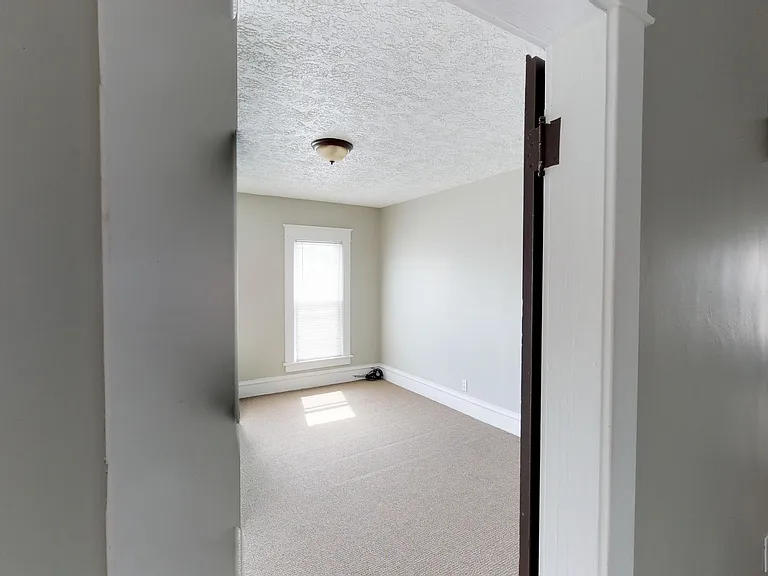 838 Park Ave #840 — Photo 7