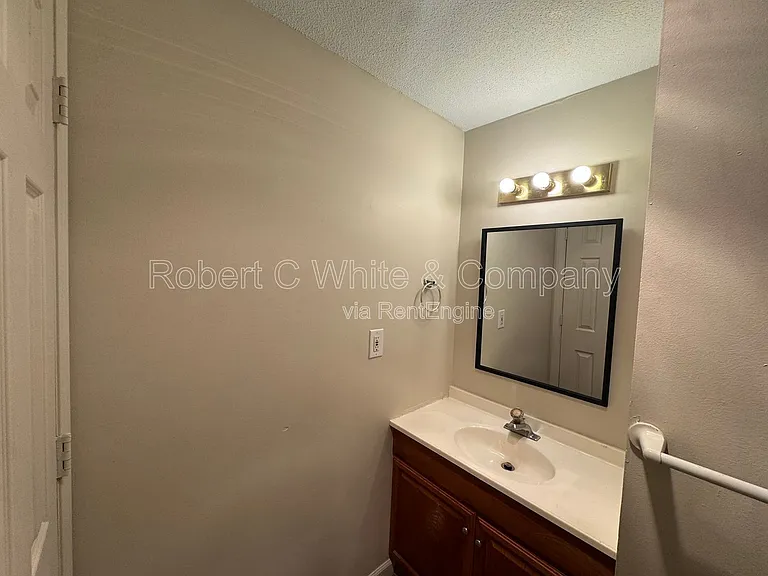 195 Burgundy Hill Ln #195 — Photo 4
