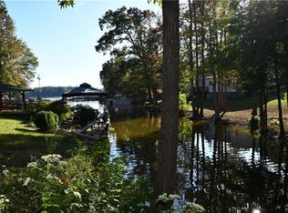 494 High Rock Shores Dr, Lexington, NC 27292