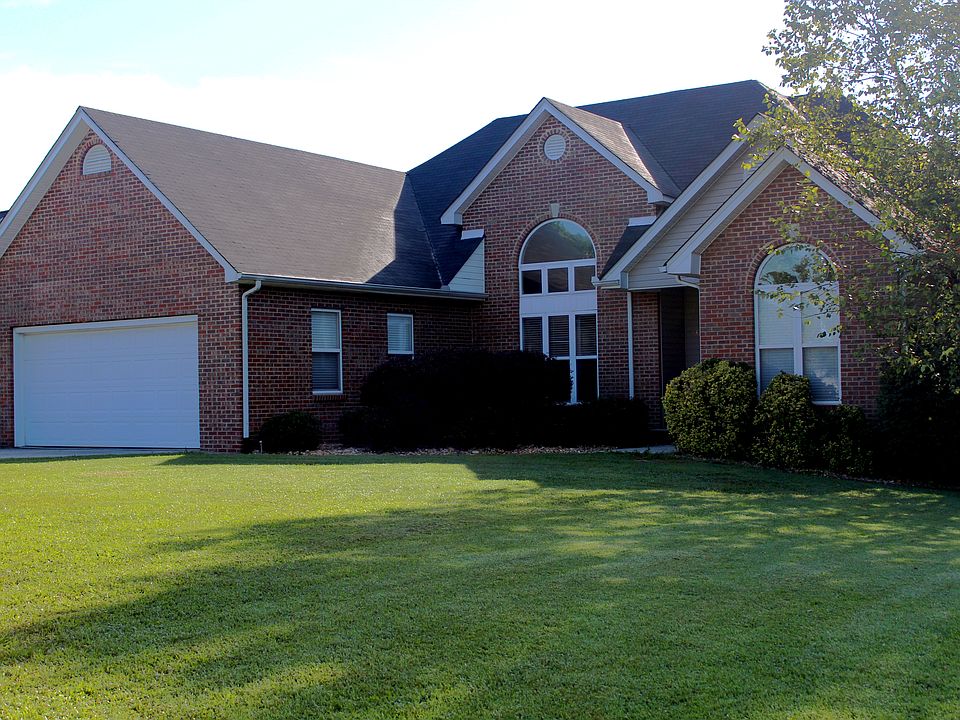 1st image of 3331 N Hampton Dr