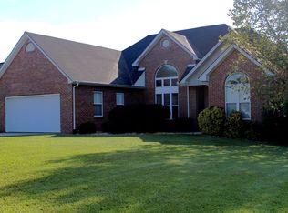 3331 N Hampton Dr, Cookeville, TN 38506