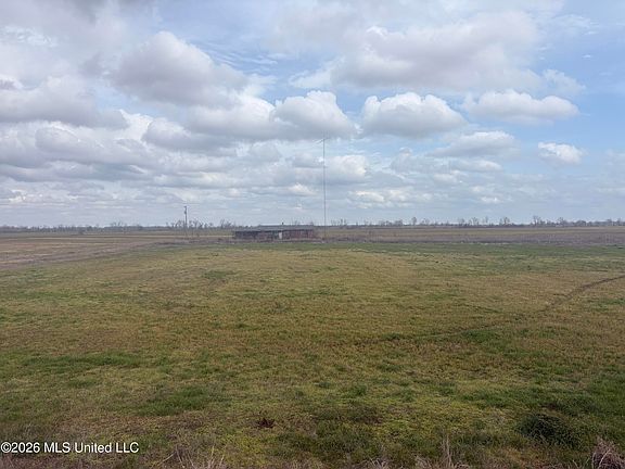 3rd image of Goose Lake Rd