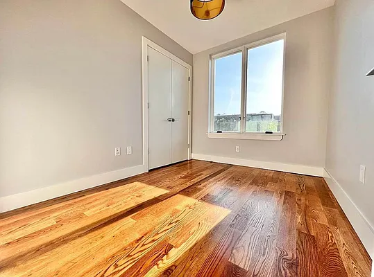 Rented by ERNY LLC | media 29