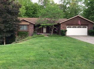 2012 Timberview Dr NE, Grand Rapids, MI 49525