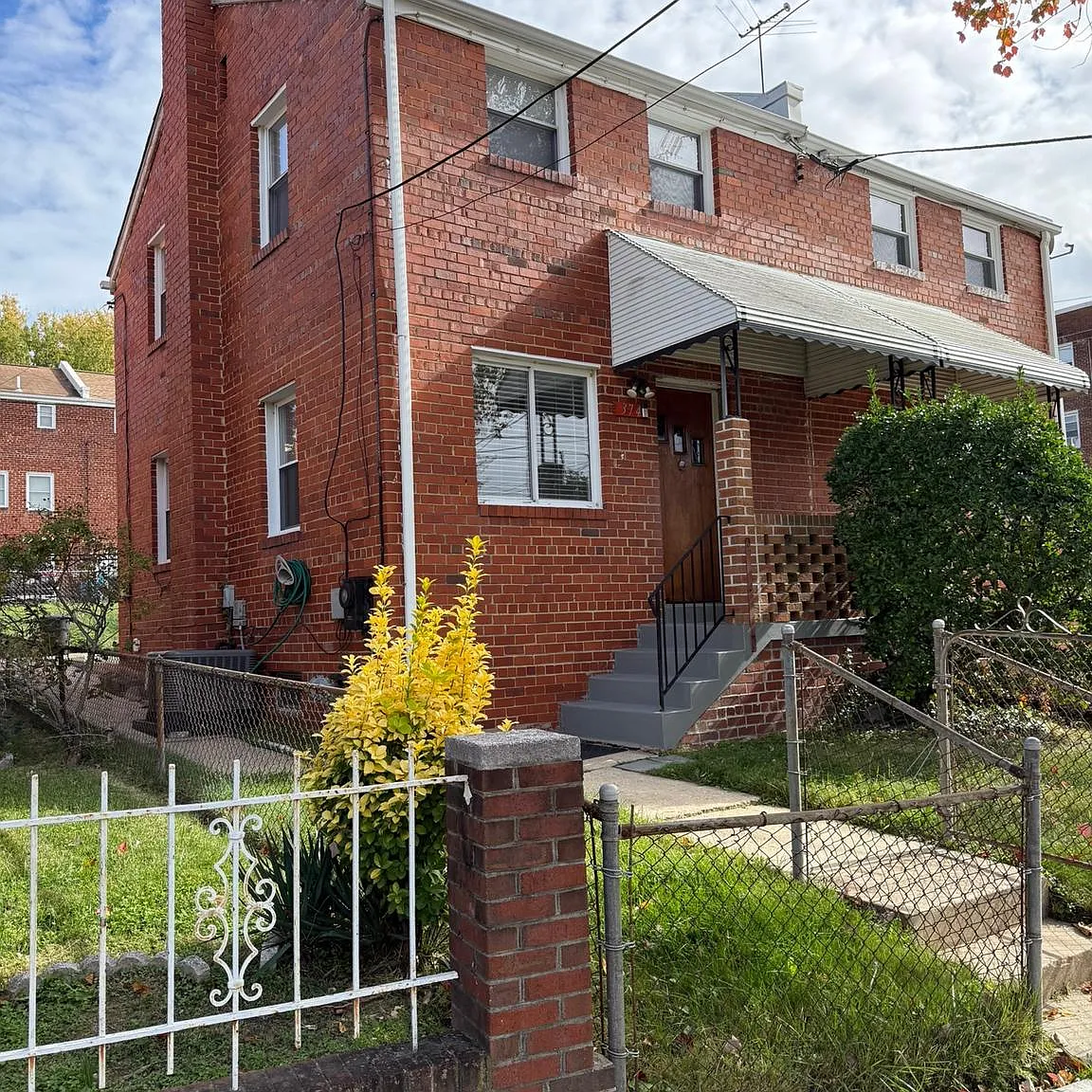 2 bed, 2.0 bath, $2,450 — Photo 1