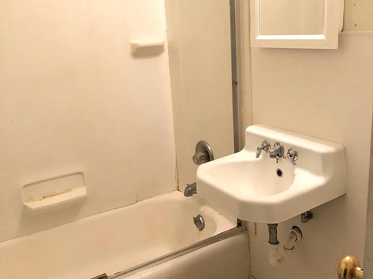 619 Bowery St #1 — Photo 12