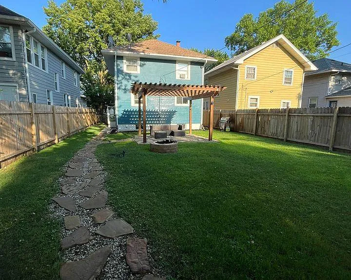 529 N Oxford St — Photo 10