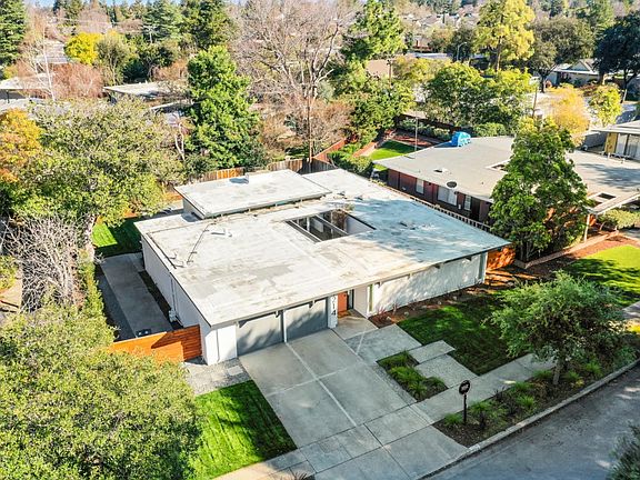 3rd image of 1214 McIntosh Ave