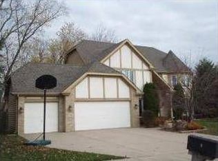 802 W Crescent Ave, Palatine, IL 60067