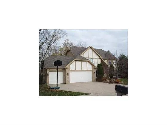 802 W Crescent Ave photo 1