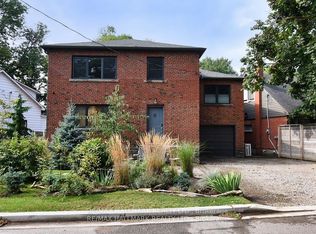6 31st St, Toronto, ON M8W 3E8