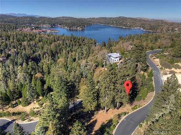 2nd image of 115 Mill Pond Rd