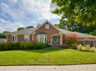 71 Willow Farm Ln, Aurora, ON L4G 6K2