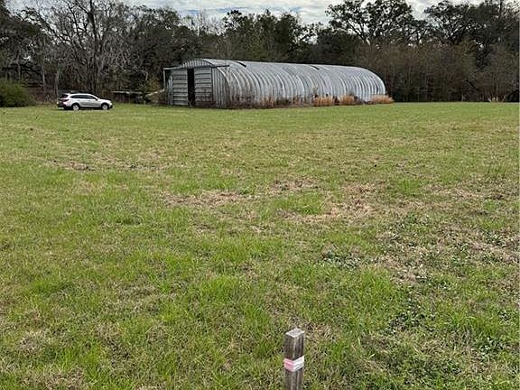 2nd image of Ed Yates Rd