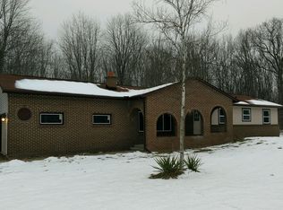 5235 Argentine Rd, Howell, MI 48855