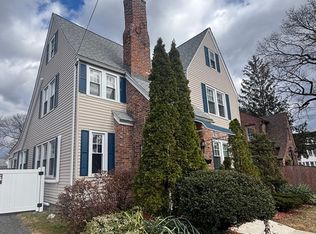 127 Melha Ave, Springfield, MA 01104