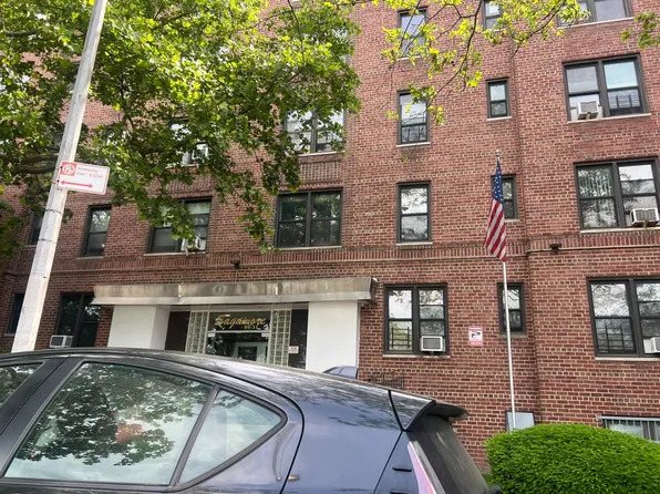 84-31 Van Wyck Expy APT 5B, Jamaica, NY 11435
