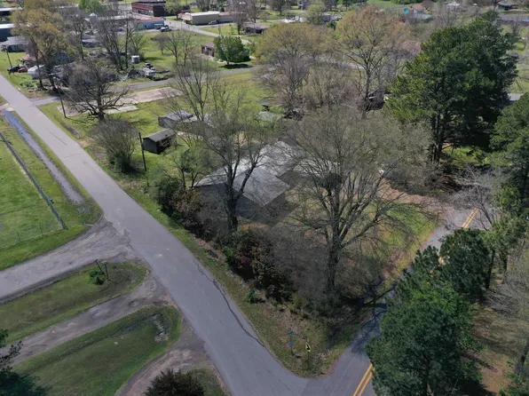 107 Choate St, Belleville, AR 72824