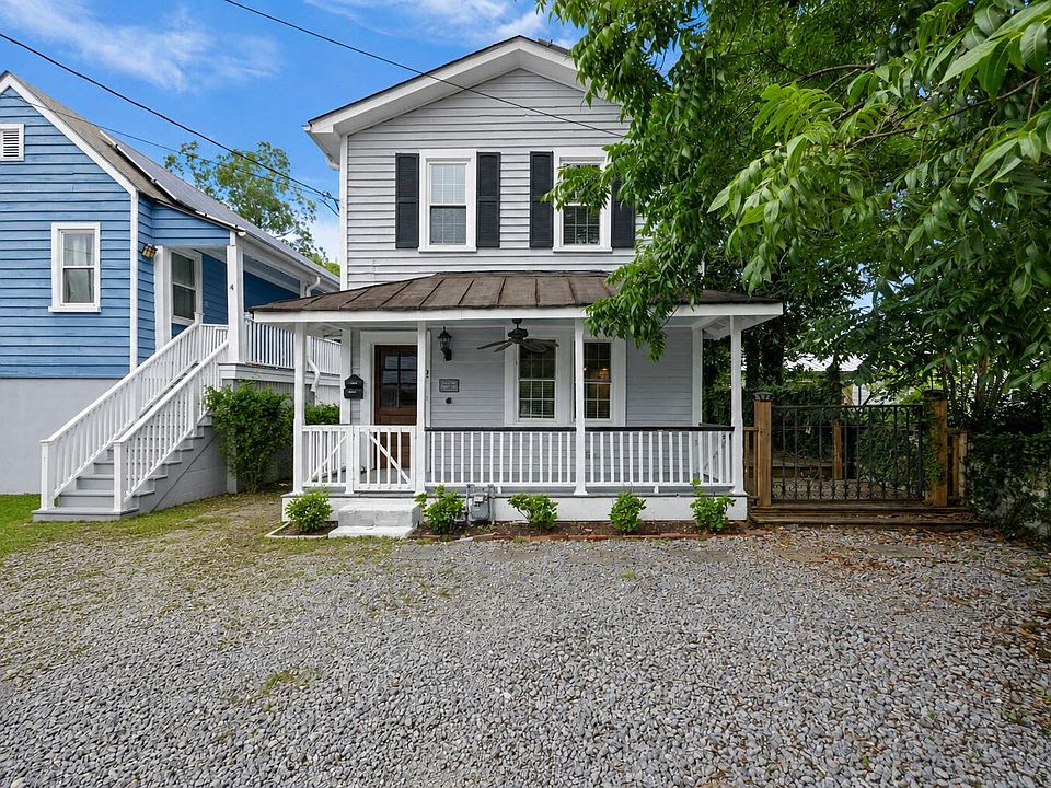 1st image of 2 Middleton Pl