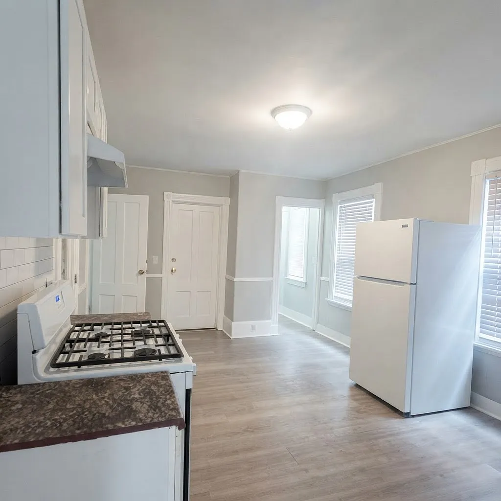 2 bed, 1125 sqft, $1,750 — Photo 2