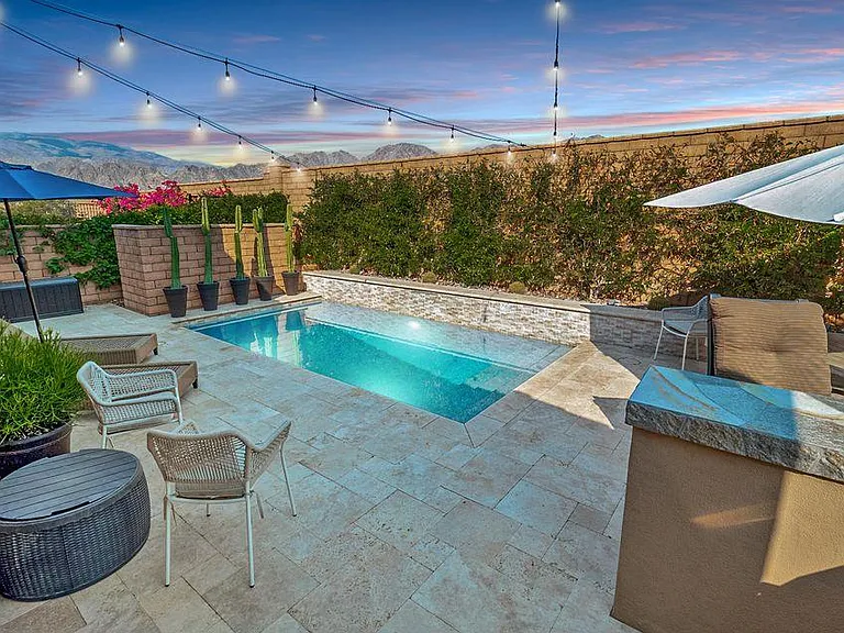 80450 Platinum Way — Photo 36