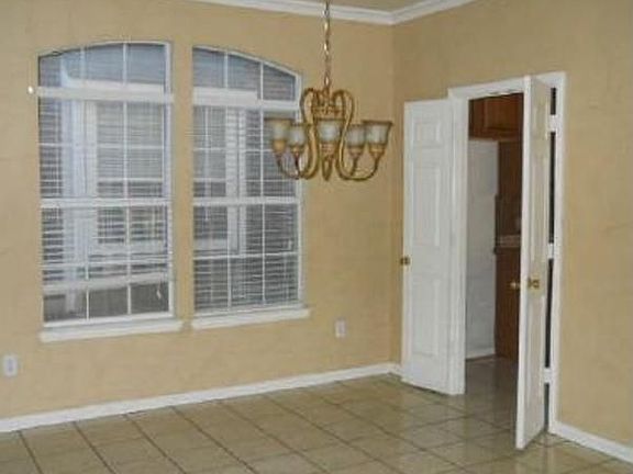 3rd image of 4559 Durrand Dr