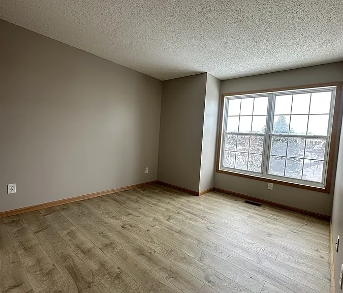 405 Village Pkwy #0 — Photo 11