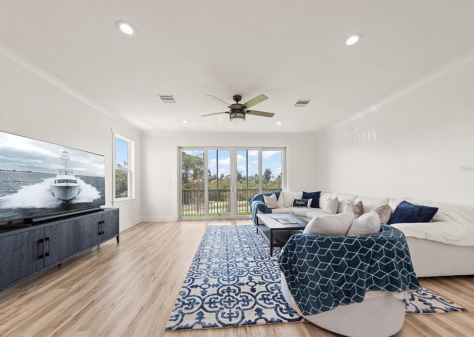 1st image of 1297 SAVONA DRIVE NE
