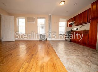 23-81 23rd St #F2, Astoria, NY 11105