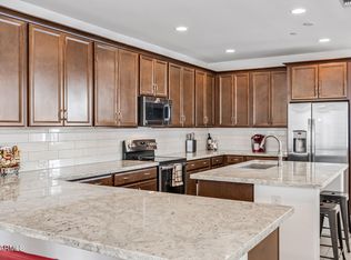 1743 E Bridgeport Pkwy, Gilbert, AZ 85295