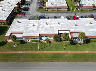 5775 Fernley Dr W APT 112, West Palm Beach, FL 33415