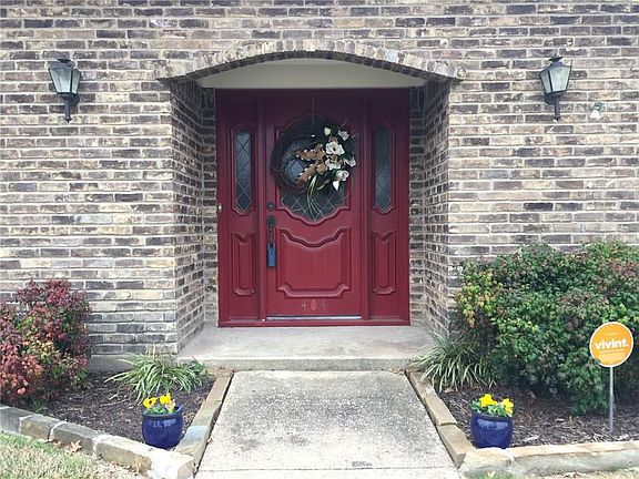 4th image of 404 E Grubb Dr