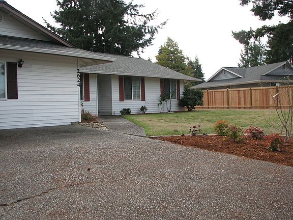 3rd image of 2624 Skyway Ln