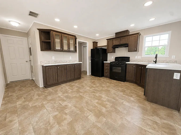71400 Van Dyke Rd #253 — Photo 6