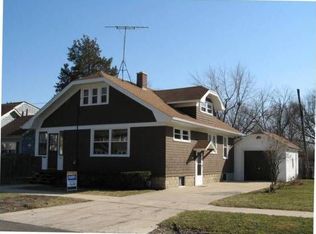 575 7th Ave, Aurora, IL 60505