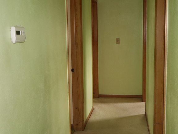 5th image of 1526 Manhattan Dr