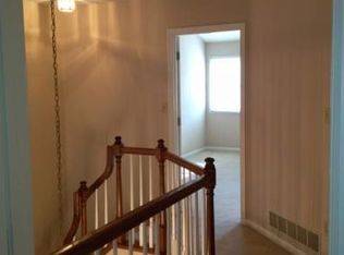 16222 Lea Oak Dr, Chesterfield, MO 63017