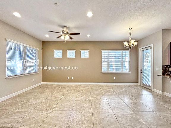 4th image of 13873 Benavente Ave
