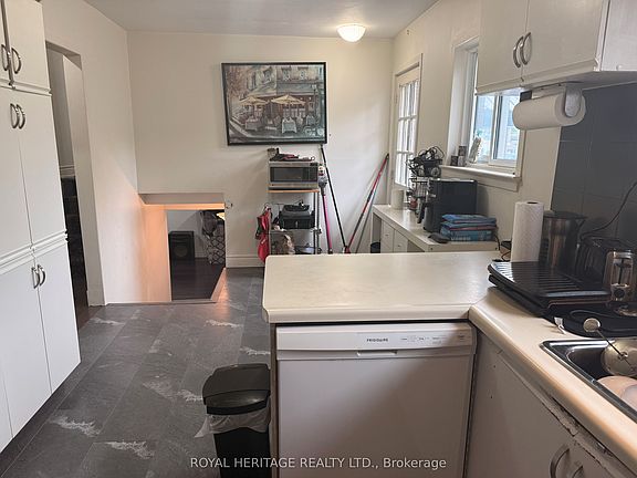 2nd image of 1402 Fordon Ave