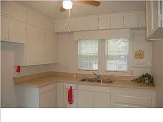 2nd image of 1056 Dockery Ln SE
