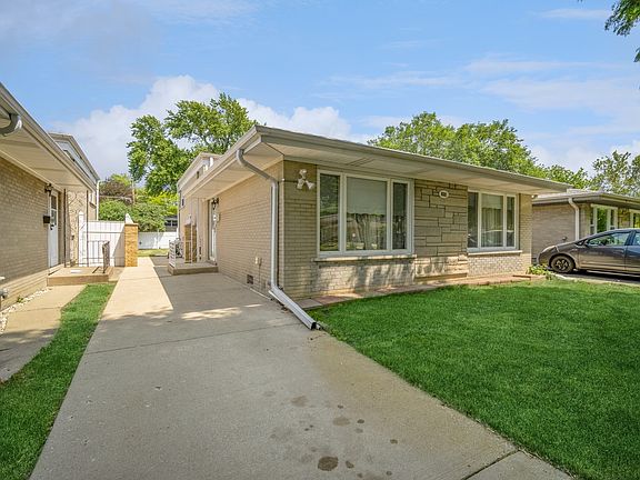 2nd image of 931 Leamington Ave
