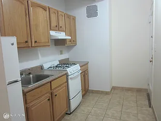 Rented by Kian Realty