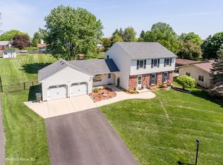 1440 Windy Knoll Dr, Algonquin, IL