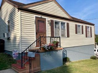 1607 2nd St, Staunton, VA 24401